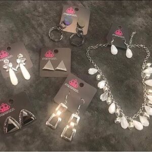 Paparazzi Jewelry Set with Earrings and Necklace